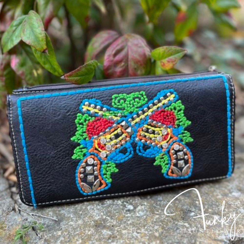 Montana West Embroidery Cross Pistol Women's Wallet